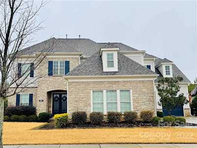 407 Kirkbride Ct Fort Mill, SC 29715