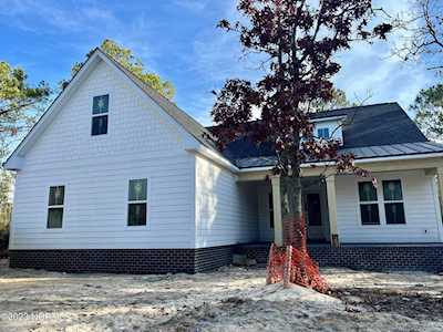 479 Arlington Drive Bolivia, NC 28422