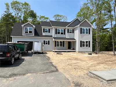 2 Overlook Circle Coventry, RI 02816