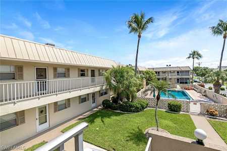 909 SE 46th Ln #206 Cape Coral, FL 33904