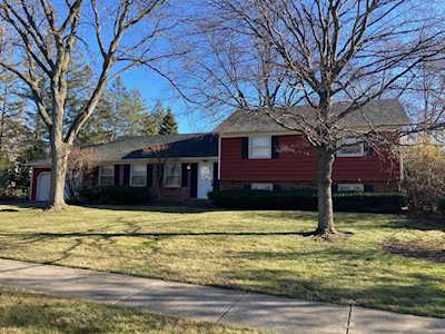 6S313 Concord Rd Naperville, IL 60540