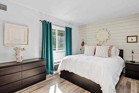 5221 Caminito Mindy San Diego, CA 92105