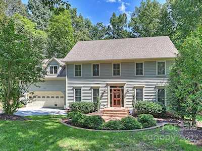 6807 Needham Dr Charlotte, NC 28270