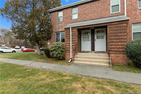 82 Virginia Avenue #82 Bridgeport, CT 06610