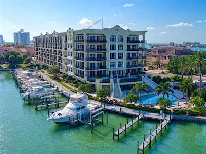 202 Windward PASSAGE #310 Clearwater, FL 33767