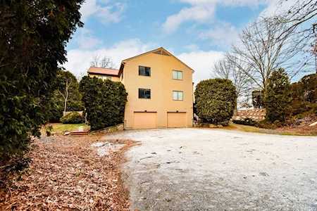 3 Leland Farm Rd #3 Ashland, MA 01721