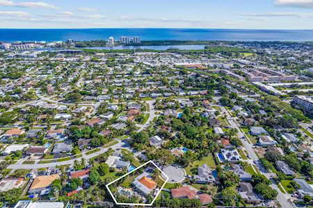 2145 NE 2nd Drive Boca Raton, FL 33431