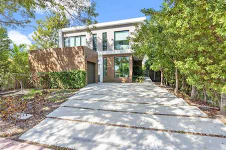4740 Alton Rd Miami Beach, FL 33140