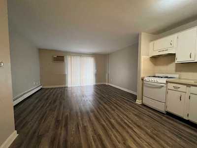 126 Mammoth Rd #306 Hooksett, NH 03106