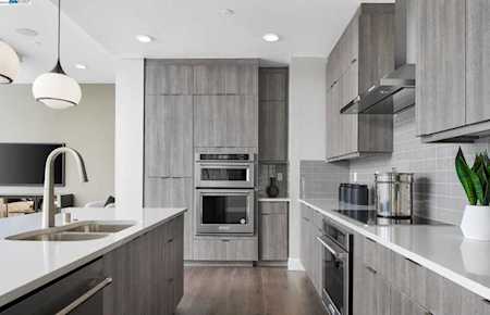 210 Waters Park Circle #204 San Mateo, CA 94403