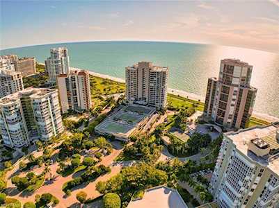4301 N Gulf Shore Blvd #1404 Naples, FL 34103