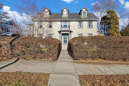 229 Hawthorn St New Bedford, MA 02740