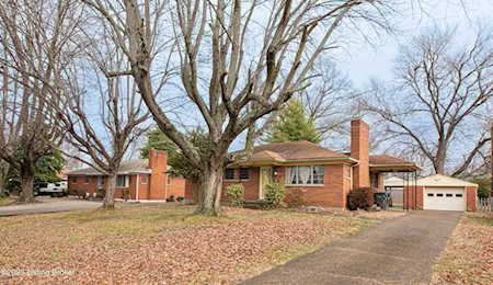 8327 Siesta Way Louisville, KY 40219