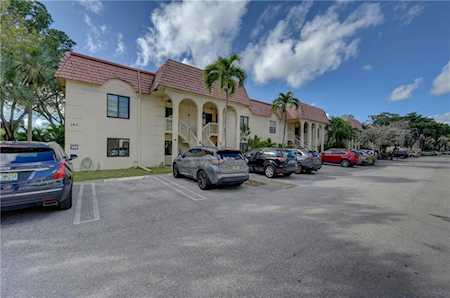 140 S Cypress Rd #121 Pompano Beach, FL 33060