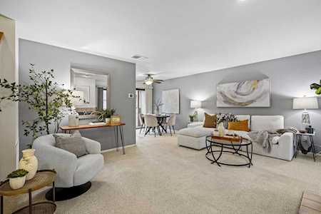 4575 Chateau Dr San Diego, CA 92117
