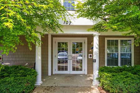 107 Clocktower Dr. #407 Waltham, MA 02451