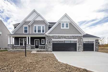 24031 Edward Ln Columbia Station, OH 44028