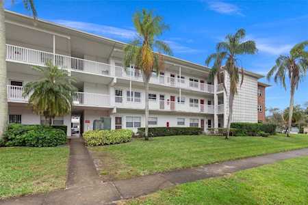 5150 10th Ave N #208 St. Petersburg, FL 33710