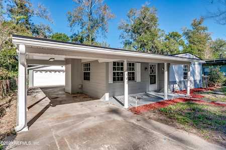 1965 River Bluff RD N Jacksonville, FL 32211