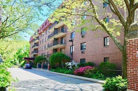 125 Pleasant Street #603 Brookline, MA 02446