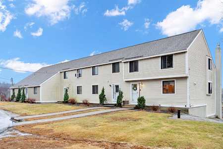 71 Old Nashua Rd #45 Londonderry, NH 03053