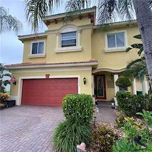 1562 NE Double Eagle Trl Naples, FL 34120