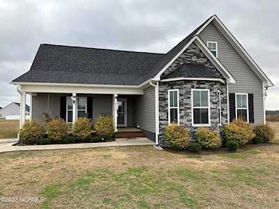 2173 Kinsaul Willoughby Road Greenville, NC 27834
