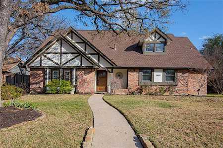 3809 Oakbriar Lane Colleyville, TX 76034