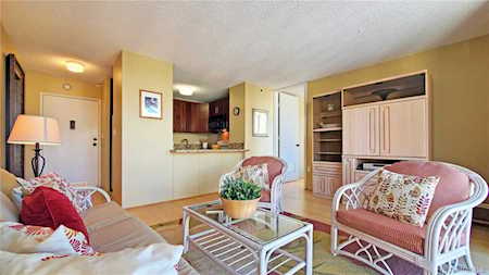 1925 Kalakaua Avenue #1801 Honolulu, HI 96815