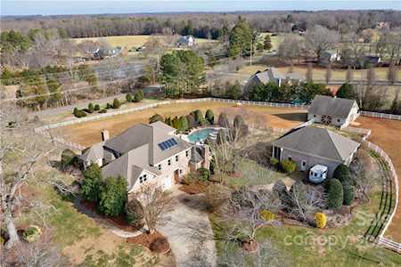 1201 Rosehill Dr Waxhaw, NC 28173
