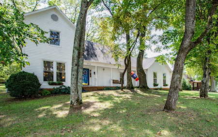 2712 Shannon Dr Murfreesboro, TN 37129