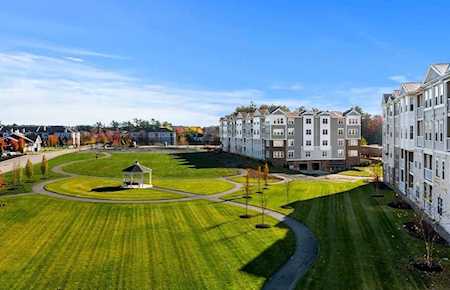 250 Martins Landing #203 North Reading, MA 01864