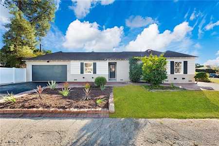 6554 Colbath Ave Valley Glen, CA 91401