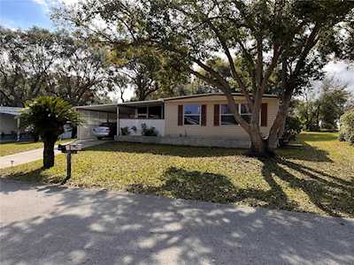 5529 Golden Gate Blvd Polk City, FL 33868