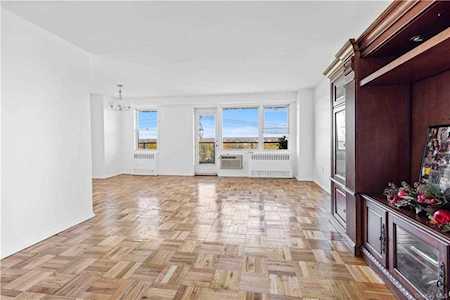 1841 Central Park Avenue #15B Yonkers, NY 10710