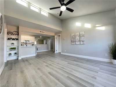 5142 S Jones Blvd #204 Las Vegas, NV 89118