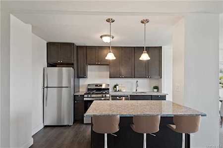 875 Morrison Ave #2G Bronx, NY 10473