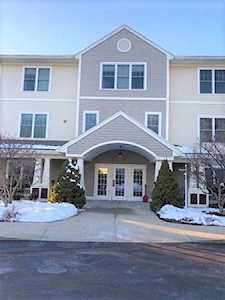 7 Crescent Way #201 Sturbridge, MA 01566