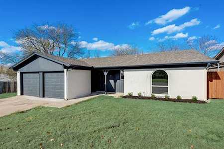 6313 Macarthur Drive Watauga, TX 76148