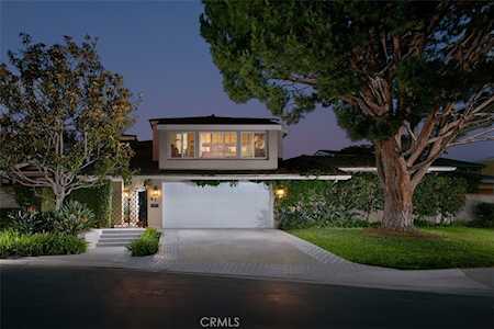 2 Rue Chantilly Newport Beach, CA 92660