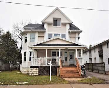 911 Wisconsin St Oshkosh, City of Oshkosh, WI 54901