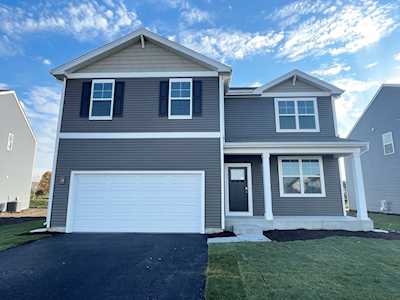 1636 Dublin Dr Pingree Grove, IL 60140