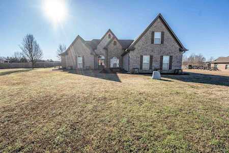 205 Caleb Dr Oakland, TN 38060