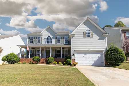 178 Crimson Orchard Dr Mooresville, NC 28115