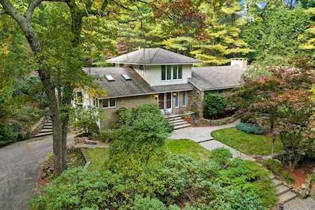 10 Sunset Ave North Reading, MA 01864