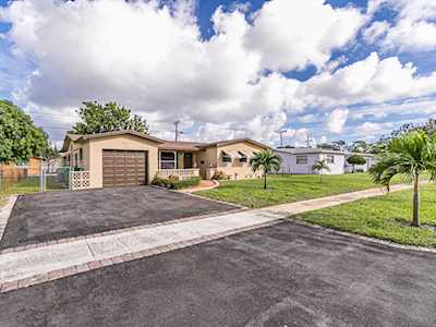 4711 NW 19th Ct Lauderhill, FL 33313