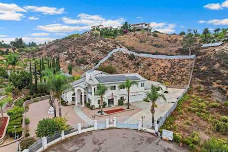 4054 Baghdad Ct El Cajon, CA 92019