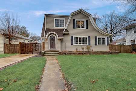 1115 W State St Geneva, IL 60134