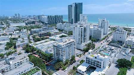 245 18th St #1004 Miami Beach, FL 33139