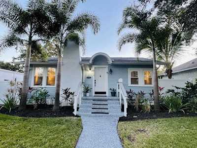 230 28th Ave N St. Petersburg, FL 33704